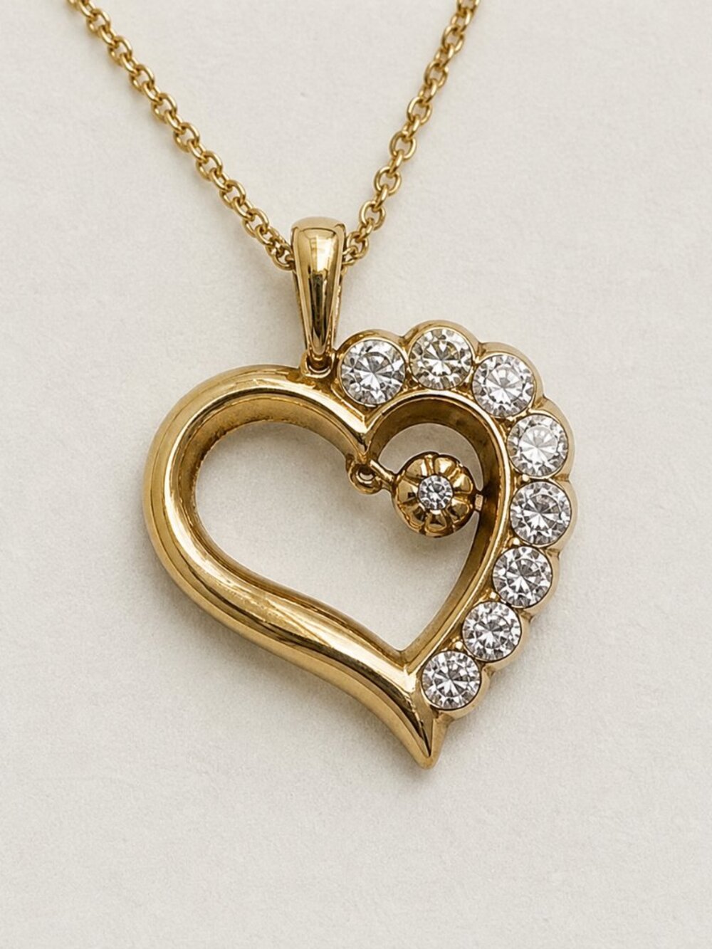 80s NWT 10K Gold Diamond Accent Interlocking Heart Pendant 22in Necklace Pendant